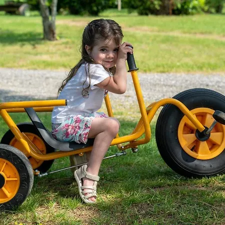 Le Village De La Champagne - Slowmoov Hotell