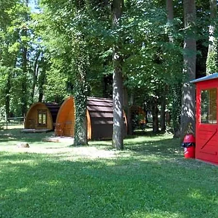 Le Village De La Champagne - Slowmoov Hotel