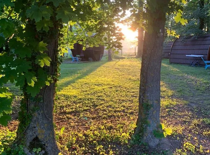 Hotel Le Village De La Champagne - Slowmoov 3*