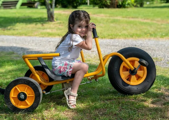 Le Village De La Champagne - Slowmoov Hotel