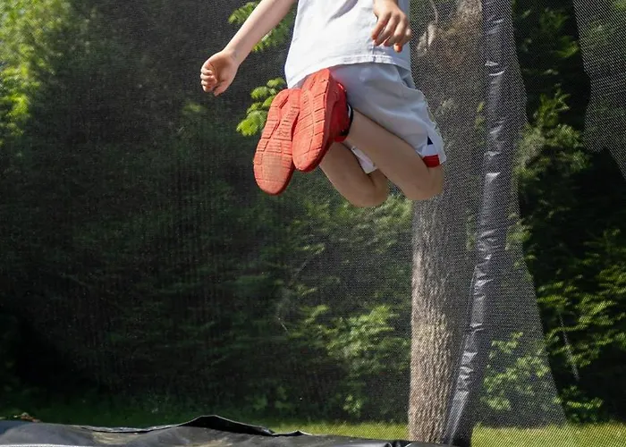 Le Village De La Champagne - Slowmoov 3* Bar-sur-Aube