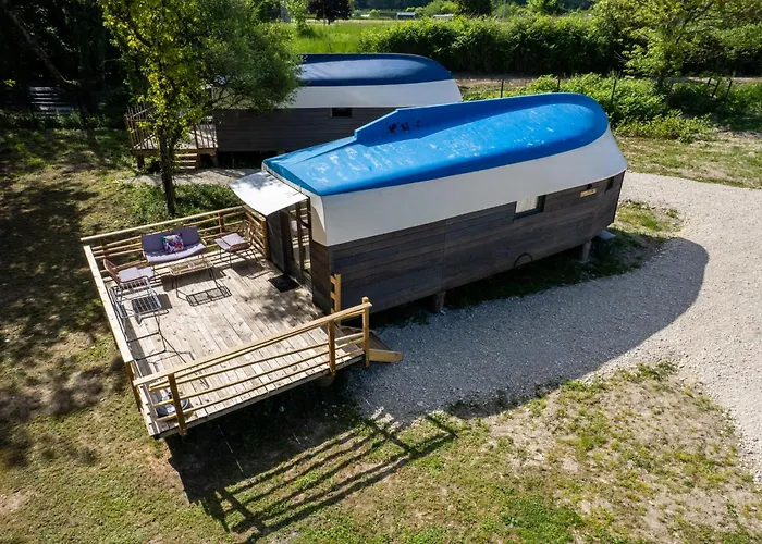 Hotel Le Village De La Champagne - Slowmoov Bar-sur-Aube