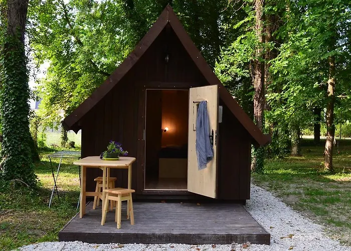 Le Village De La Champagne - Slowmoov Hotel