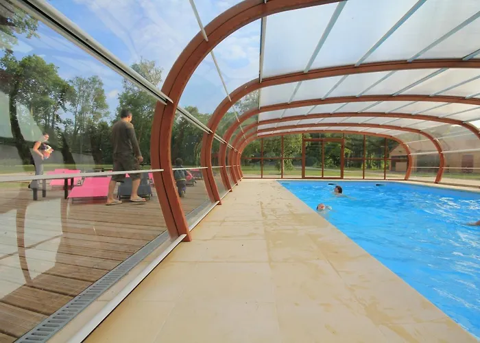 Le Village De La Champagne - Slowmoov 3* Bar-sur-Aube